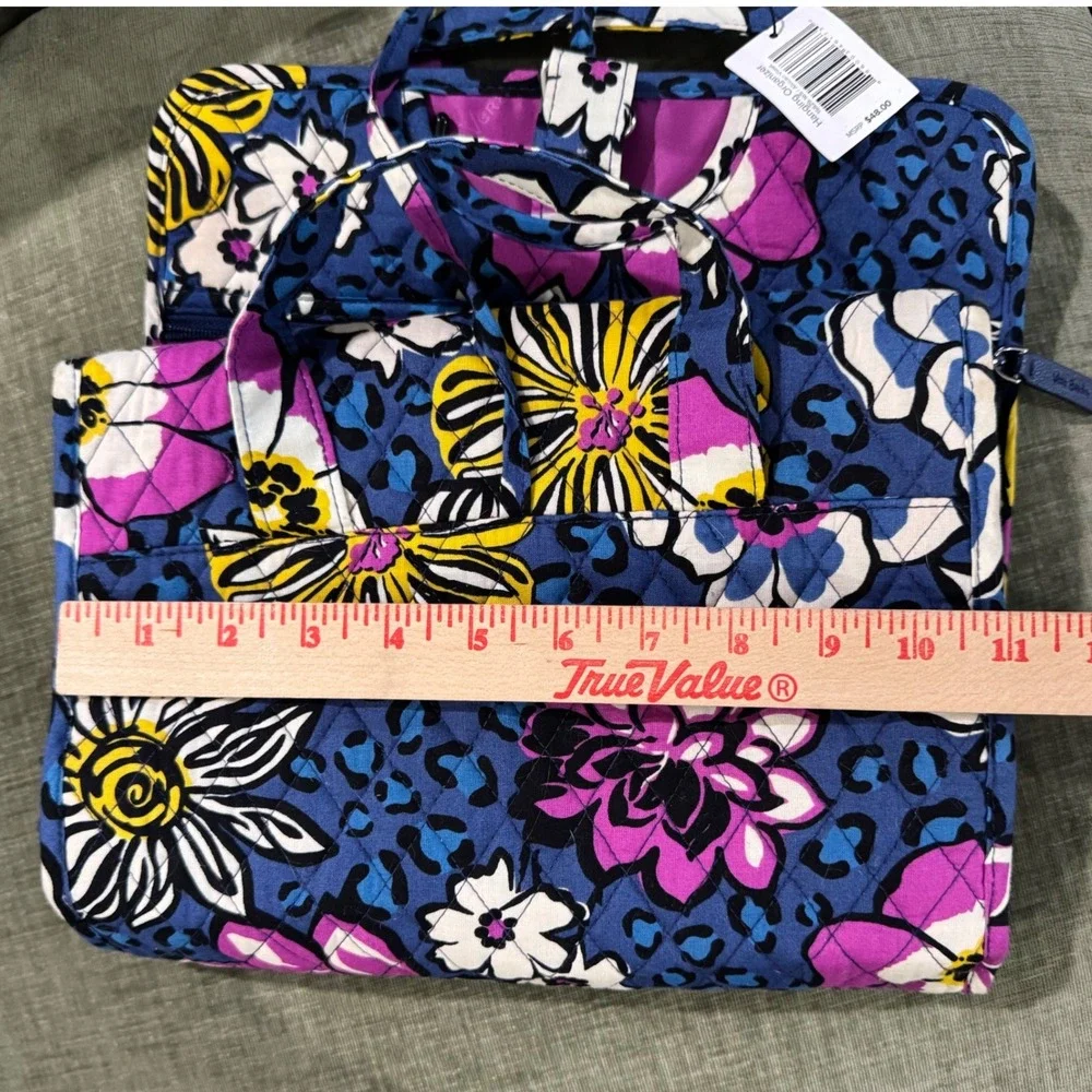 Vera Bradley NWT African Violet Hanging Toiletry Travel Bag Blue Floral Quilt
